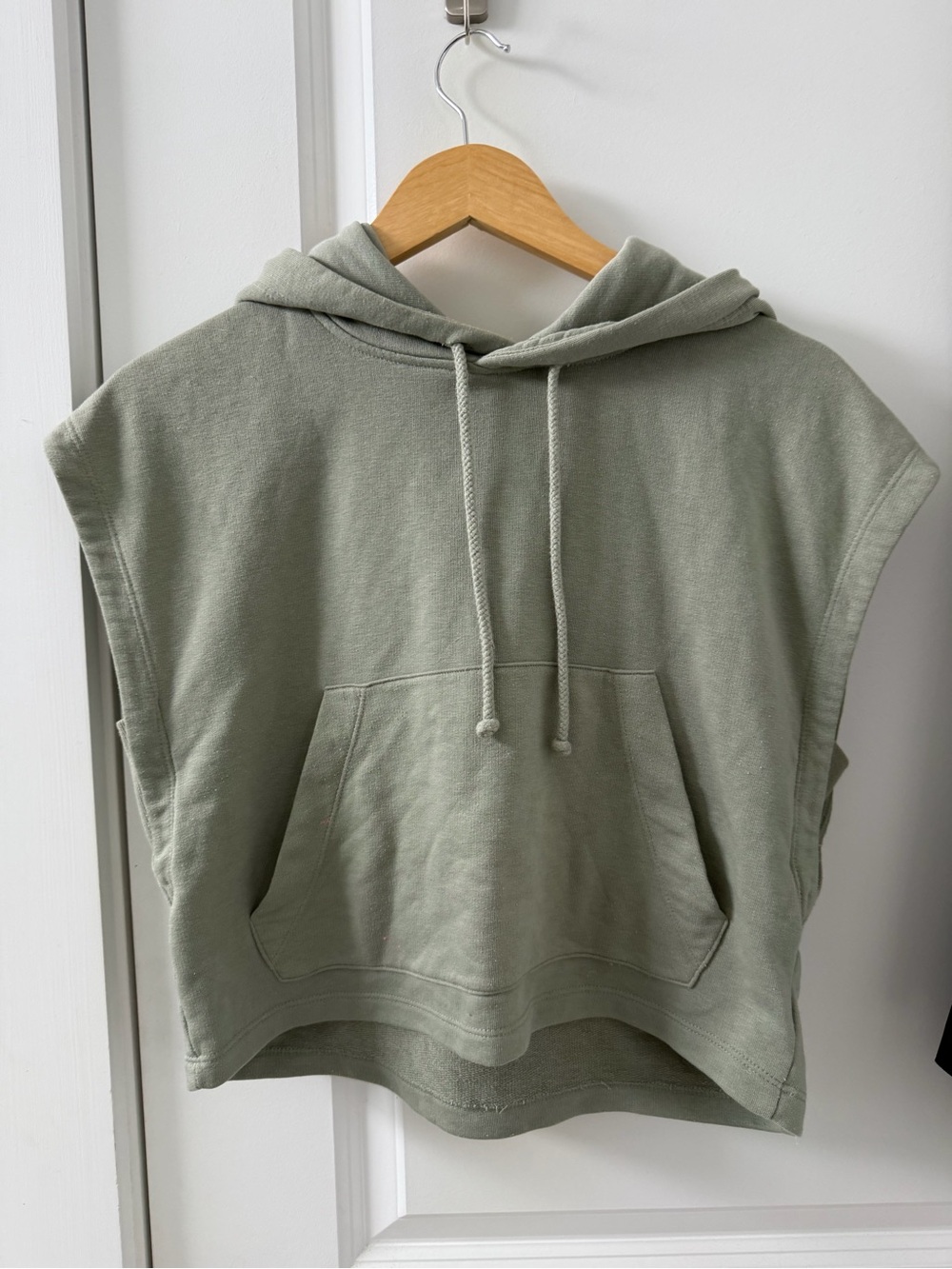 Zara Cropped Sleeveless Hoodie in Sage Green